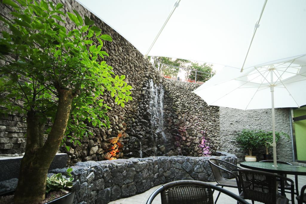 Sea View Hotel Чеджу Екстериор снимка