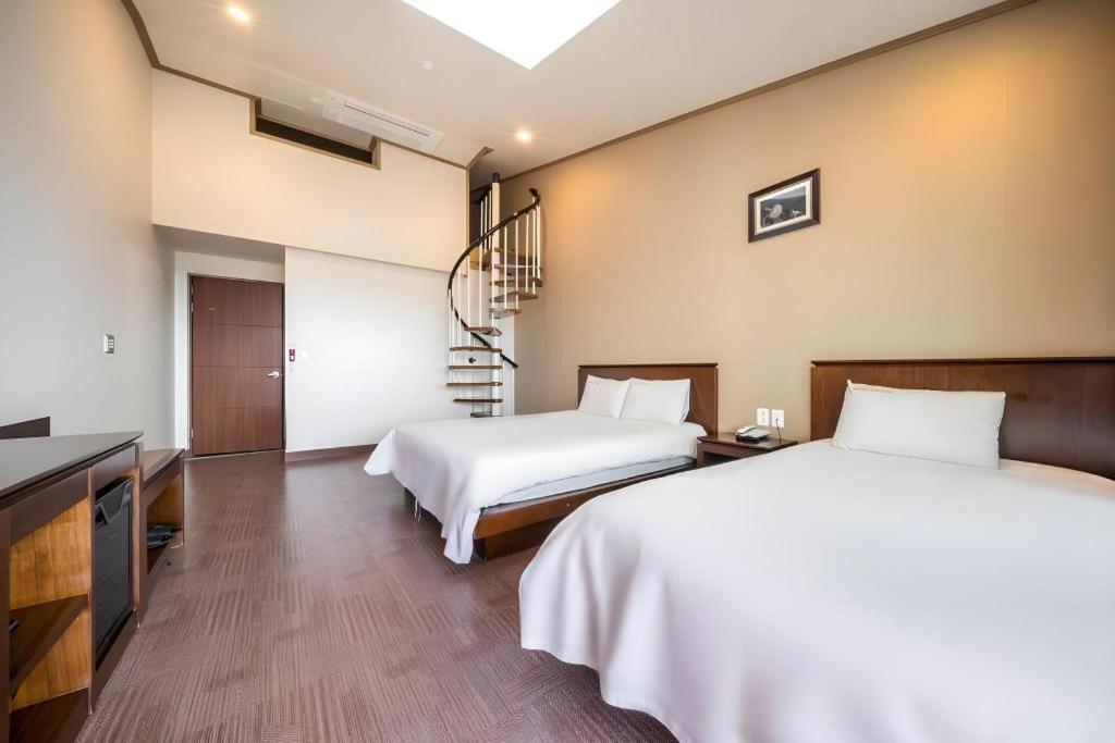Sea View Hotel Чеджу Екстериор снимка
