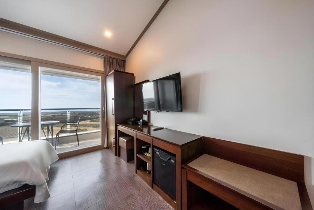 Sea View Hotel Чеджу Екстериор снимка