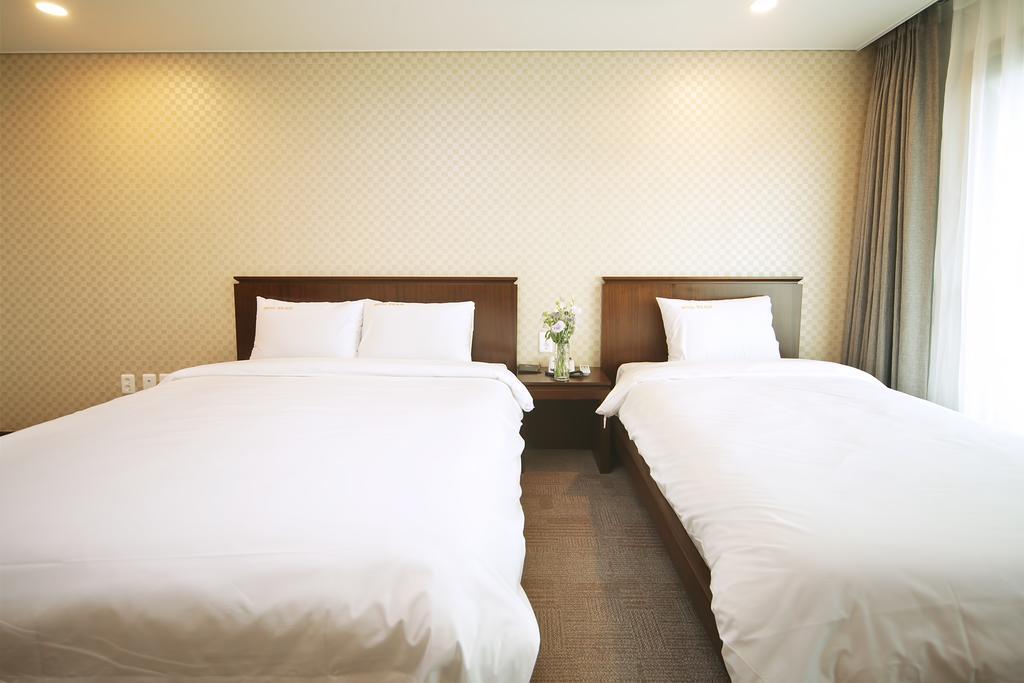 Sea View Hotel Чеджу Стая снимка